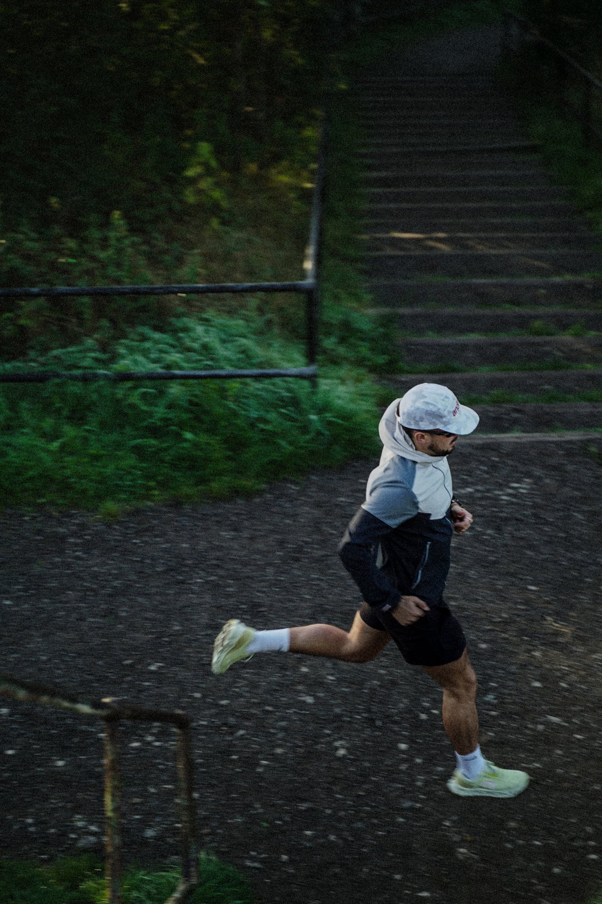 andire digital camo running cap